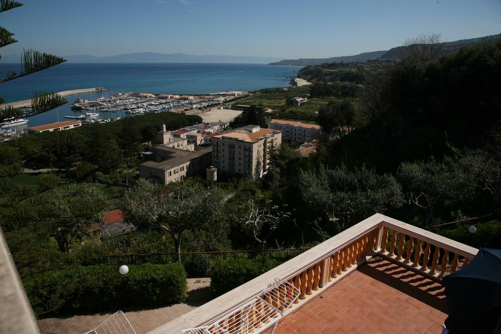 Mansarda Villa Alf Di Vito Tropea Pokój zdjęcie